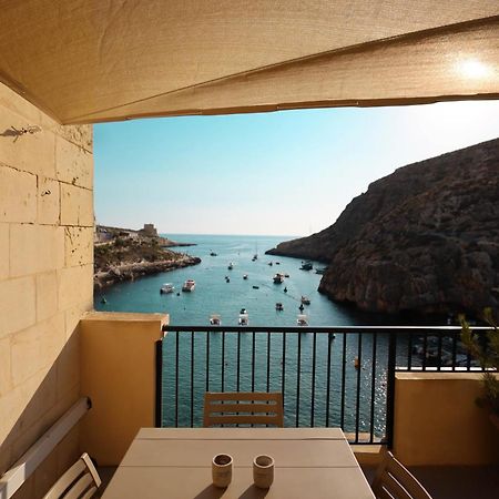 Seafront Duplex Penthouse With Terrace Overlooking Xlendi Bay ภายนอก รูปภาพ