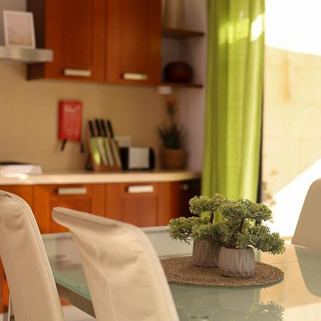 Seafront Duplex Penthouse With Terrace Overlooking Xlendi Bay ภายนอก รูปภาพ