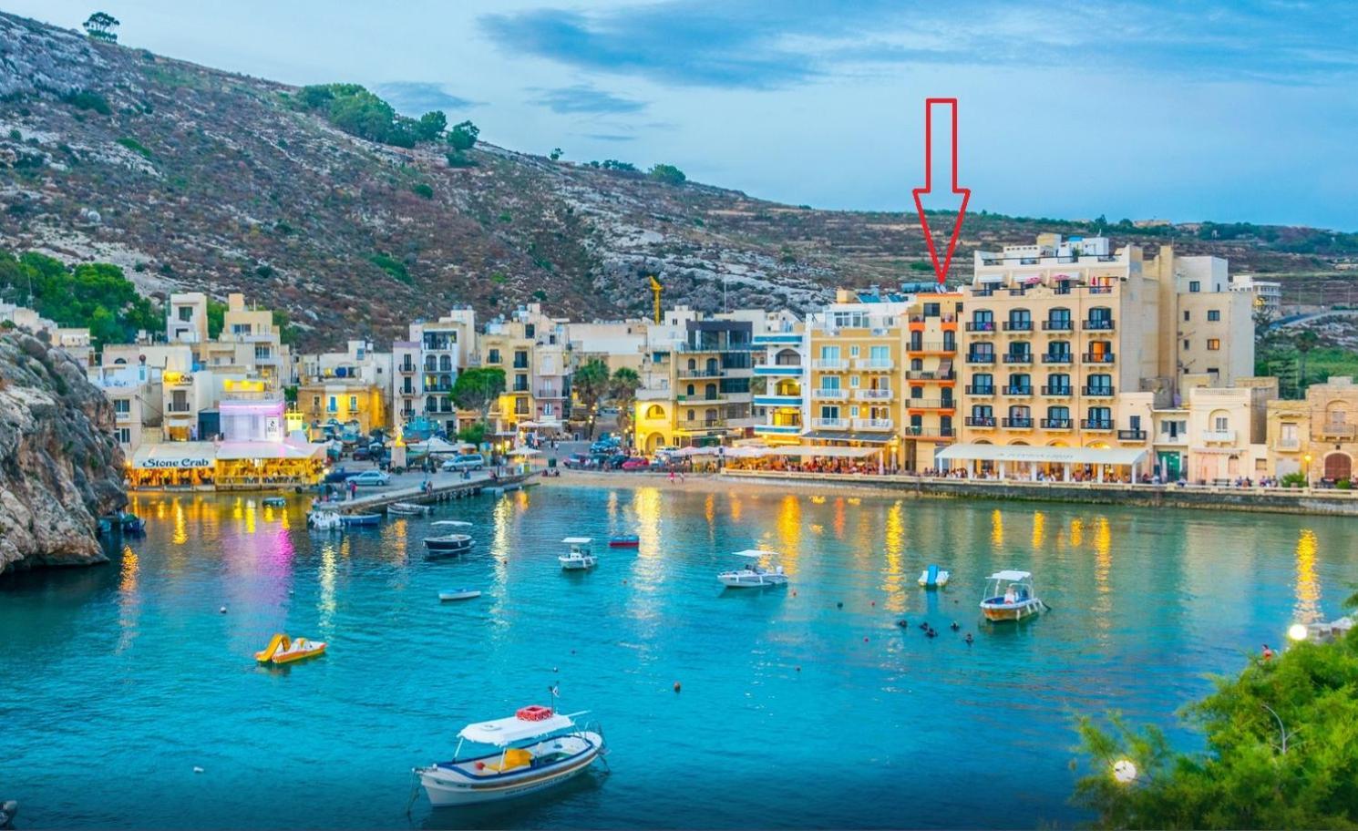 Seafront Duplex Penthouse With Terrace Overlooking Xlendi Bay ภายนอก รูปภาพ