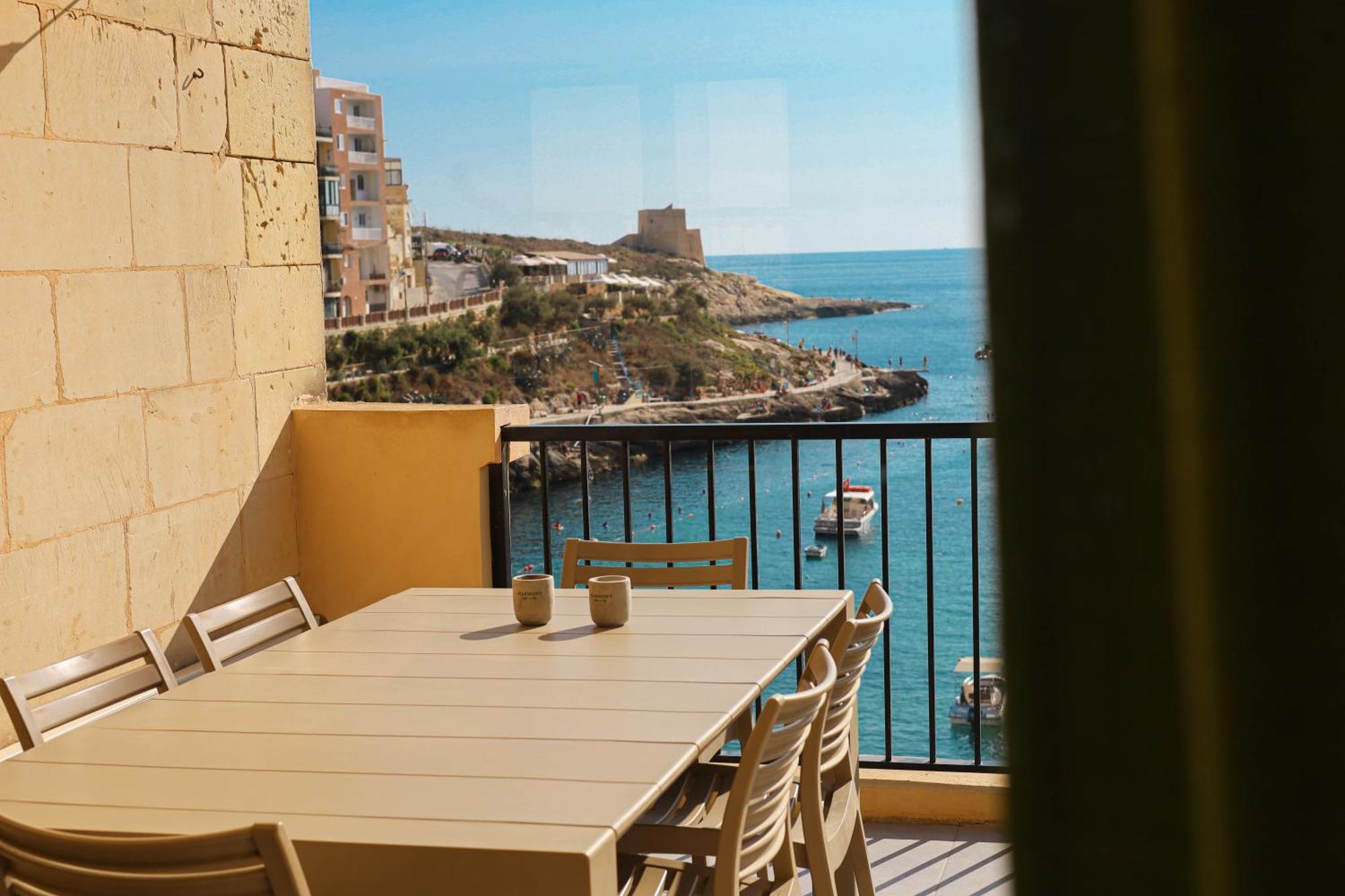 Seafront Duplex Penthouse With Terrace Overlooking Xlendi Bay ภายนอก รูปภาพ