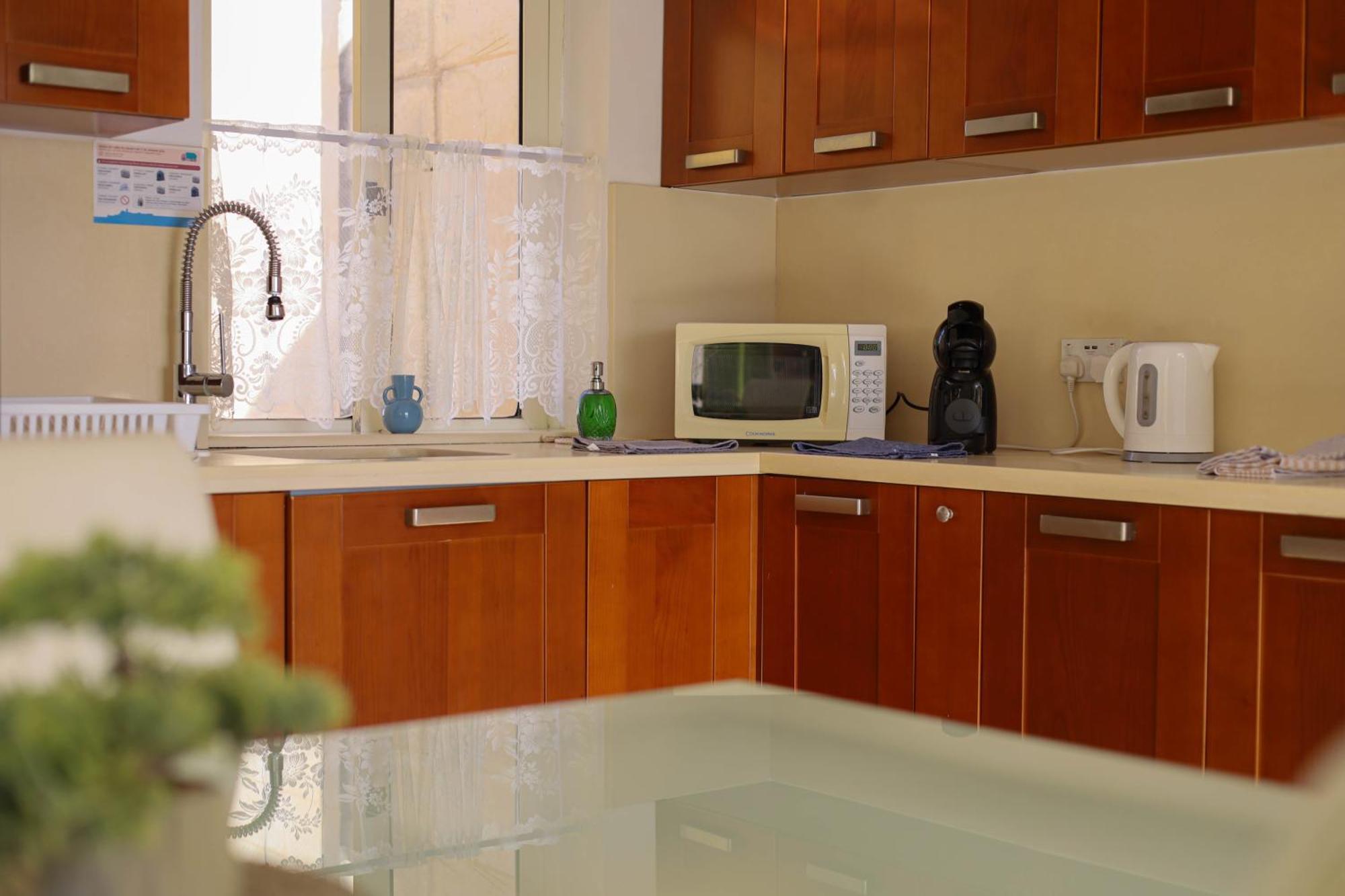 Seafront Duplex Penthouse With Terrace Overlooking Xlendi Bay ภายนอก รูปภาพ